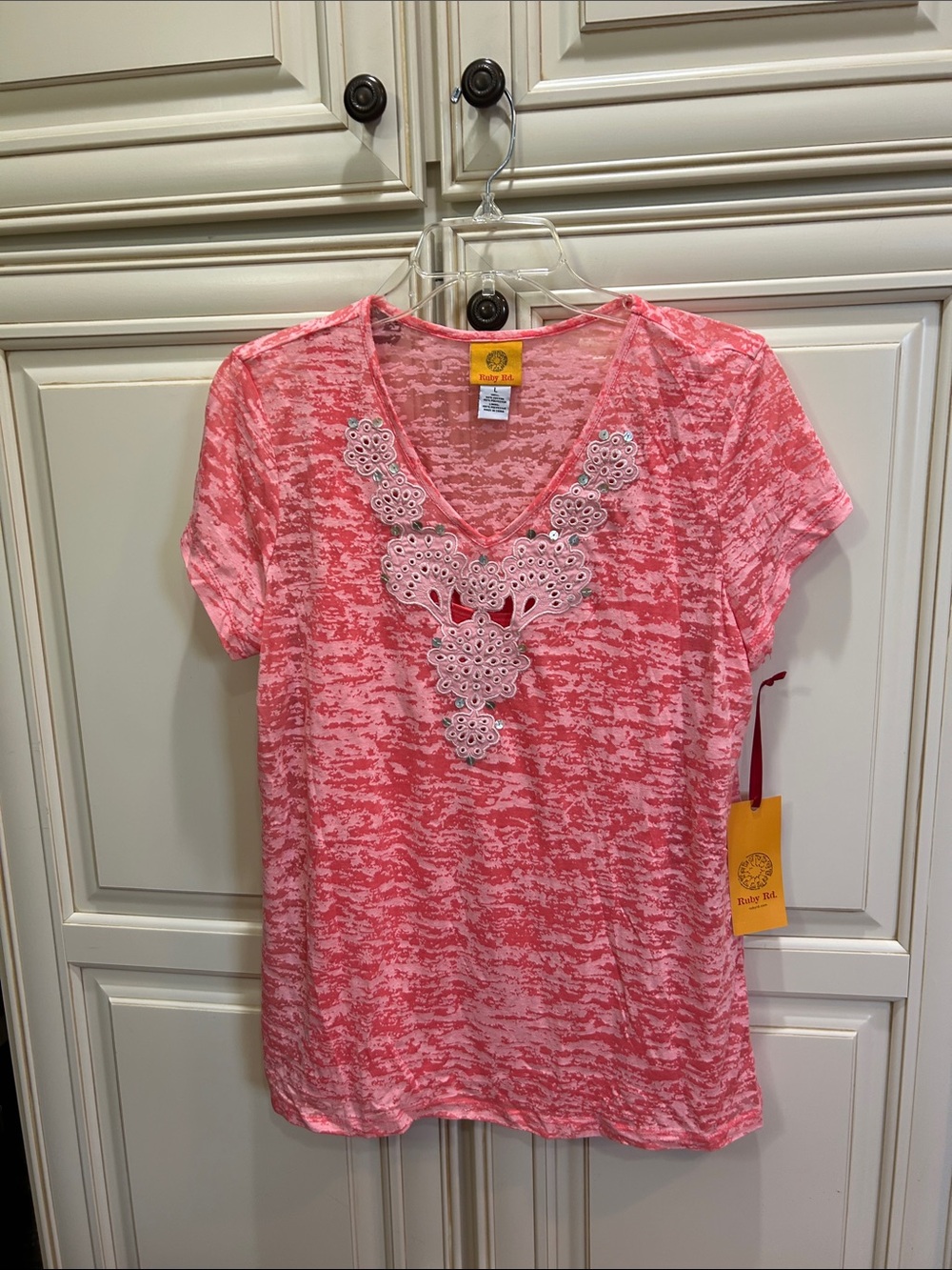 Ruby Rd. Peach Lace-Appliqué V-Neck Short Sleeve Tee
